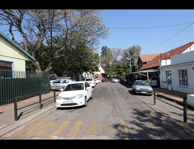 4,000M² BUILDING FOR SALE IN ORANGE GROVE
